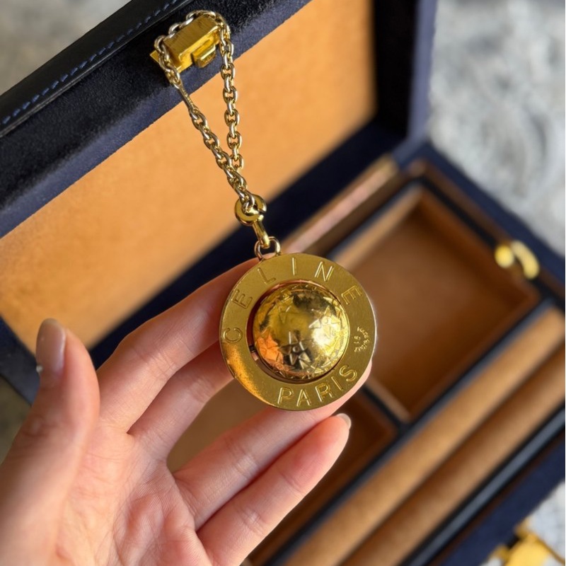 Celine 星球吊飾 包包掛飾 長項鏈 毛衣鏈-3