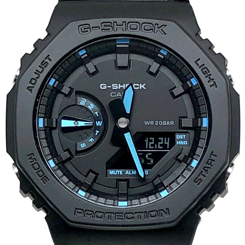 卡西歐 G-SHOCK GA-2100-1A2 霓虹系列八角形腕錶，橡木色錶殼，黑色/藍色指針/數位雙顯，雙 LED 背光，2022 年 2 月發售，Mikunigaoka 專賣店販售。