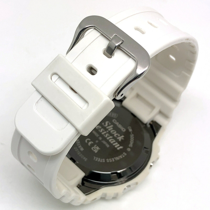 卡西歐 G-SHOCK GW-5000HS-7 手錶，具備電波太陽能、多頻段（6局電波）、金屬錶殼、LED 背光、生物質塑膠材質、旋入式後蓋和 DLC 塗層，白色錶盤，預計 2025 年 2 月發售，Mikunigaoka 店有售。-6