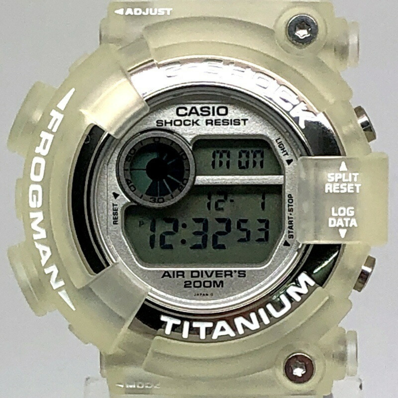 Casio G-SHOCK 手錶 DW-8201WC-7T FROGMAN WCCS 蛙人系列 白色鏤空鈦金屬錶殼 三重蝠鱝 EL 世界珊瑚礁保護協會 1998 年 6 月發售 Mikunigaoka 商店-0