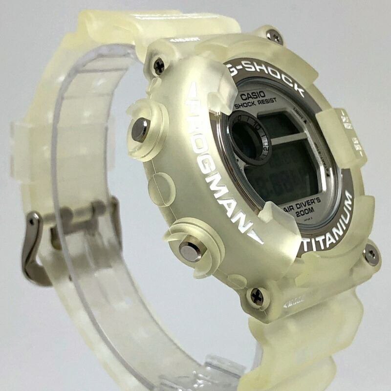Casio G-SHOCK 手錶 DW-8201WC-7T FROGMAN WCCS 蛙人系列 白色鏤空鈦金屬錶殼 三重蝠鱝 EL 世界珊瑚礁保護協會 1998 年 6 月發售 Mikunigaoka 商店-1