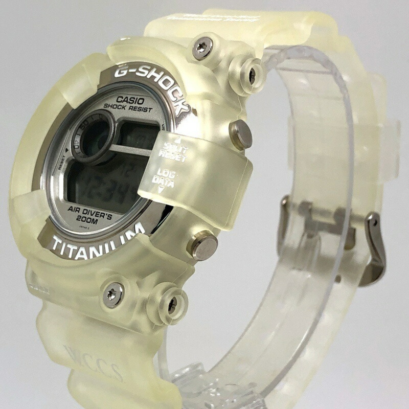 Casio G-SHOCK 手錶 DW-8201WC-7T FROGMAN WCCS 蛙人系列 白色鏤空鈦金屬錶殼 三重蝠鱝 EL 世界珊瑚礁保護協會 1998 年 6 月發售 Mikunigaoka 商店-2