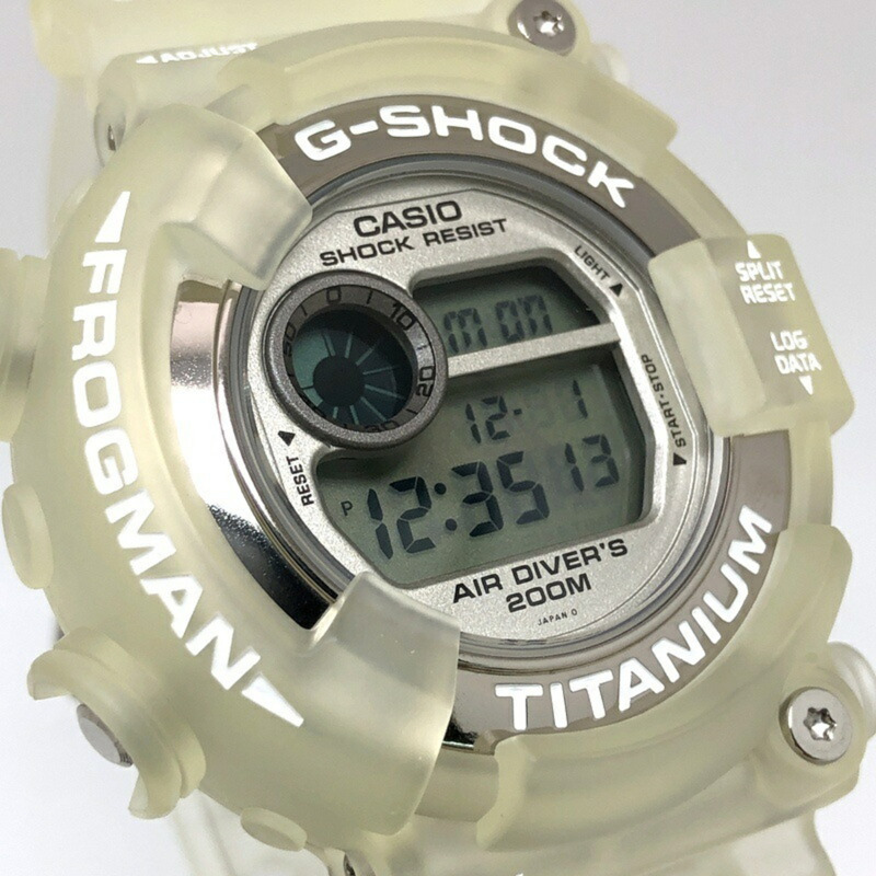 Casio G-SHOCK 手錶 DW-8201WC-7T FROGMAN WCCS 蛙人系列 白色鏤空鈦金屬錶殼 三重蝠鱝 EL 世界珊瑚礁保護協會 1998 年 6 月發售 Mikunigaoka 商店-3