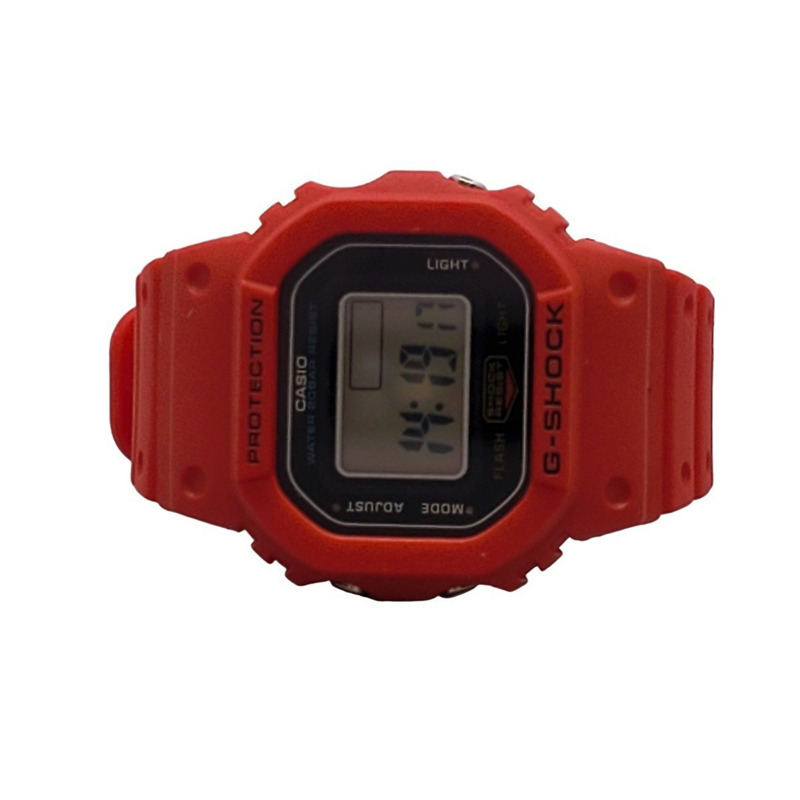 卡西歐 G-SHOCK DWN-5600-4JR 奈米錶帶方形數字 5600 系列石英紅色手錶，2025 年 11 月發售，Kaizuka 商店有售。-1