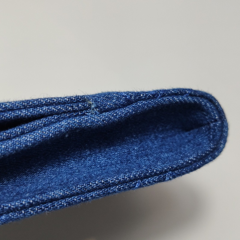 Chanel 牛仔布雙C logo斜挎包 尺寸約17x10-11