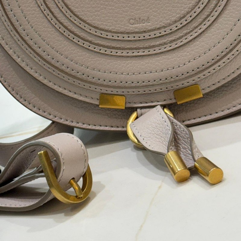 *SHIHNA名牌精品* CHLOE Marcie 牛皮斜背馬鞍包 裸粉色-2