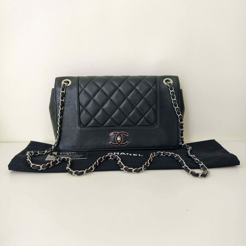 香奈兒 chanel 腋下包黑色 銀色金屬-27