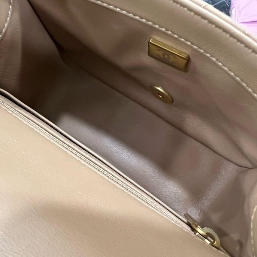 東區正精品㊣CHANEL MINI COCO 17CM AS1786 香奈兒奶茶色羊皮金球調節釦金鍊菱格紋方胖斜背包 RZ5304-4