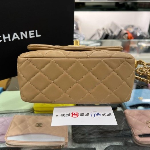 東區正精品㊣CHANEL MINI COCO 17CM AS1786 香奈兒奶茶色羊皮金球調節釦金鍊菱格紋方胖斜背包 RZ5304-8