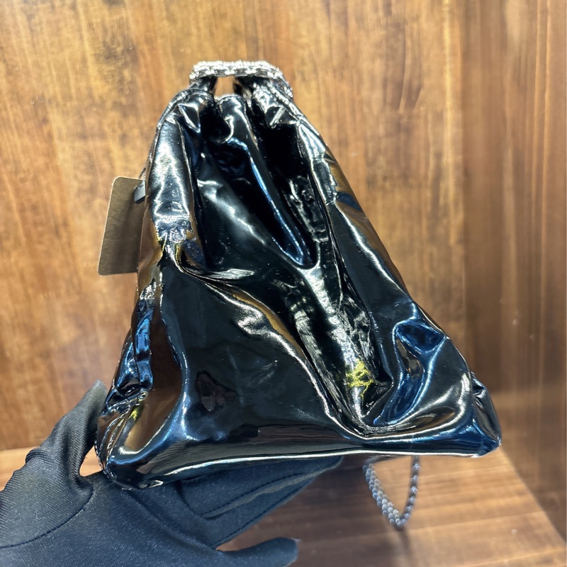 Chanel 黑色菱格紋手提包-3