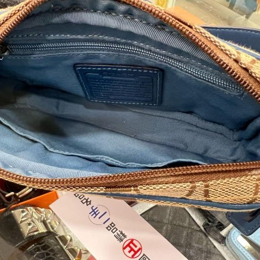 東區正精品㊣COACH 藍綠色皮革邊帆布LOGO胸口包腰包 RZ5273-3