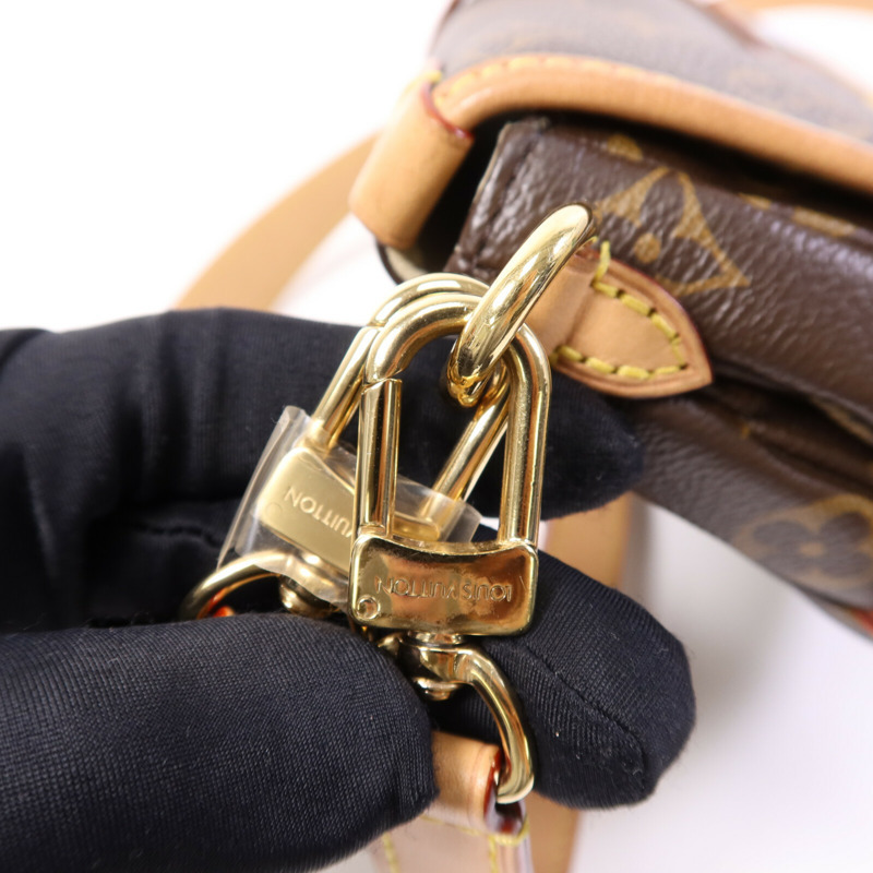 LOUIS VUITTON Monogram Saumur BB金扣手挽肩背兩用袋-13
