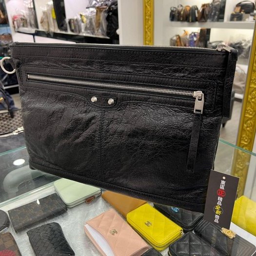 東區正精品㊣BALENCIAGA Clip M 273023 全新未使用黑色小銀釦機車包拉鍊手拿包city RA1762-1