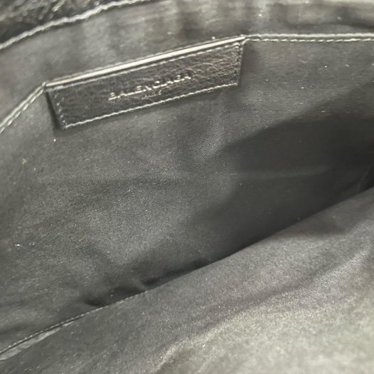 東區正精品㊣BALENCIAGA Clip M 273023 全新未使用黑色小銀釦機車包拉鍊手拿包city RA1762-3