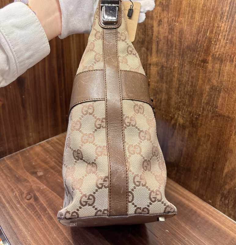 Gucci GG 帆布單肩包-4