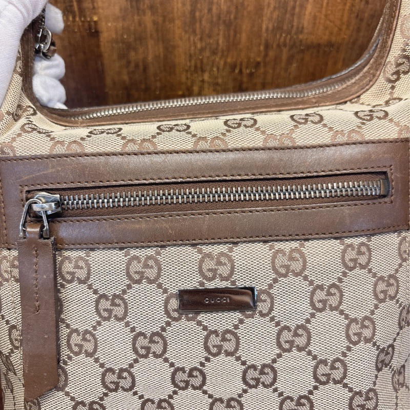 Gucci GG 帆布單肩包-6