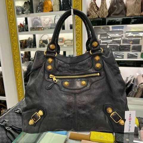 東區正精品㊣BALENCIAGA 173085 黑色羊皮大金釦手提包機車包RZ5197