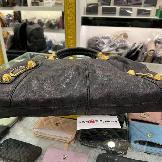 東區正精品㊣BALENCIAGA 173085 黑色羊皮大金釦手提包機車包RZ5197-2