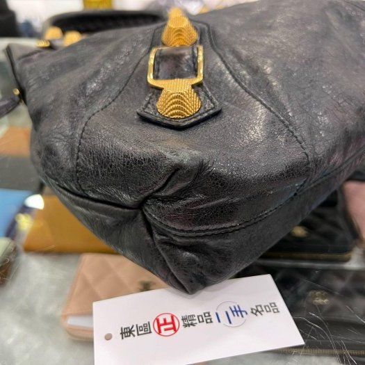 東區正精品㊣BALENCIAGA 173085 黑色羊皮大金釦手提包機車包RZ5197-7