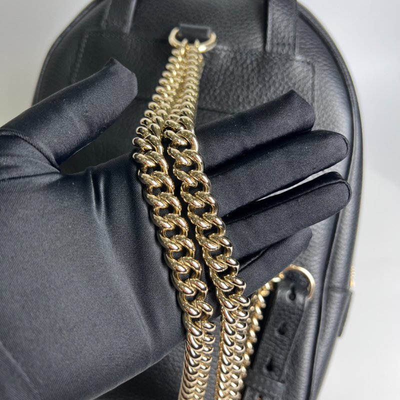 GUCCI 431570 黑皮革SOHO銀鍊後背包-7