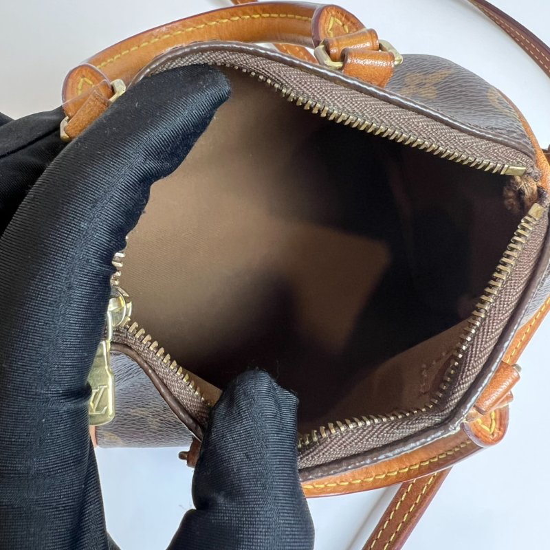 LV M61252  SPEEDY NANO 肩背包-5