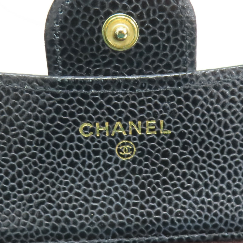 黑色牛皮 菱格紋 荔枝紋 扣式短夾 金扣【CHANEL 香奈兒】 AP0231-6