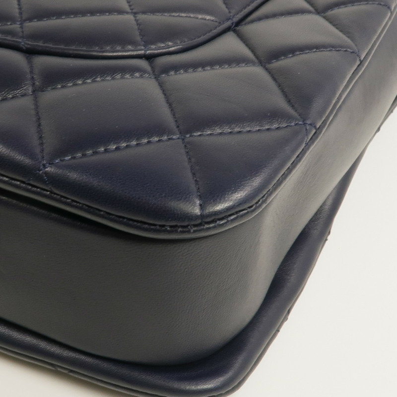 CHANEL 羊皮皮革Trendy CC Large銀扣手挽肩背兩用袋-15