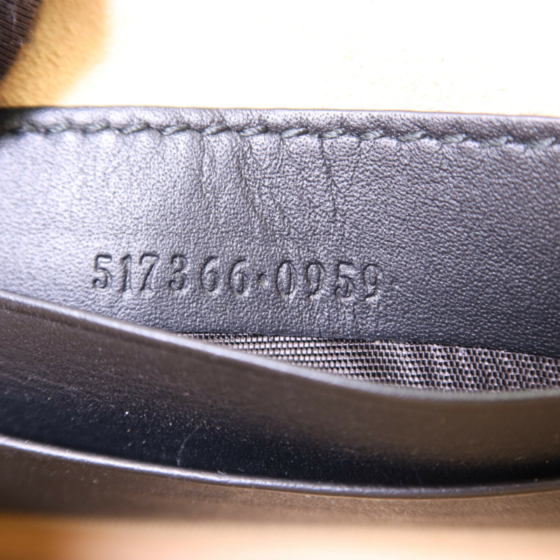 GUCCI 絨布/漆皮皮革Accessories Pouch金扣手拿包-6