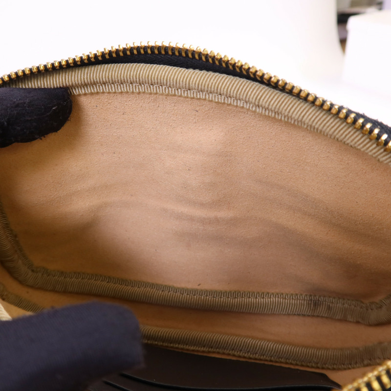 GUCCI 絨布/漆皮皮革Accessories Pouch金扣手拿包-16