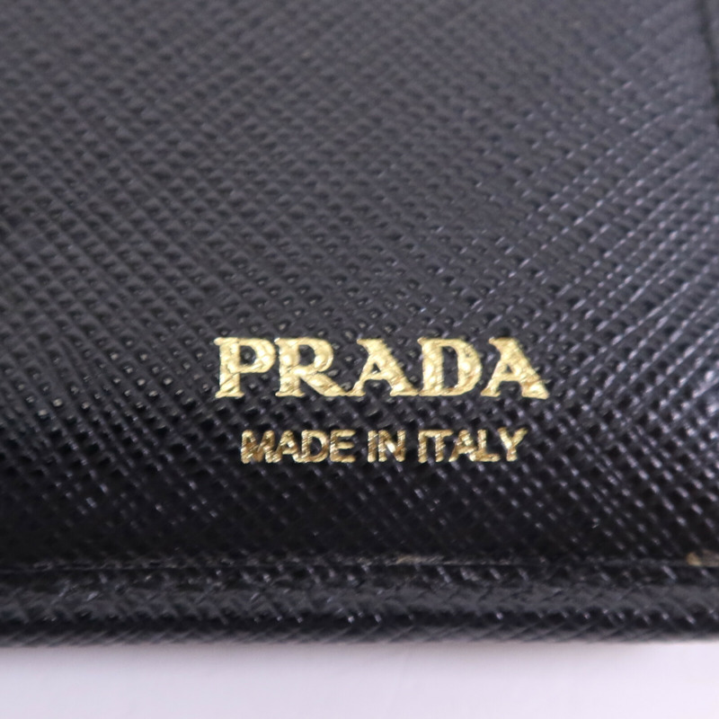 PRADA Saffiano皮革Bifold Wallet金扣錢包-5