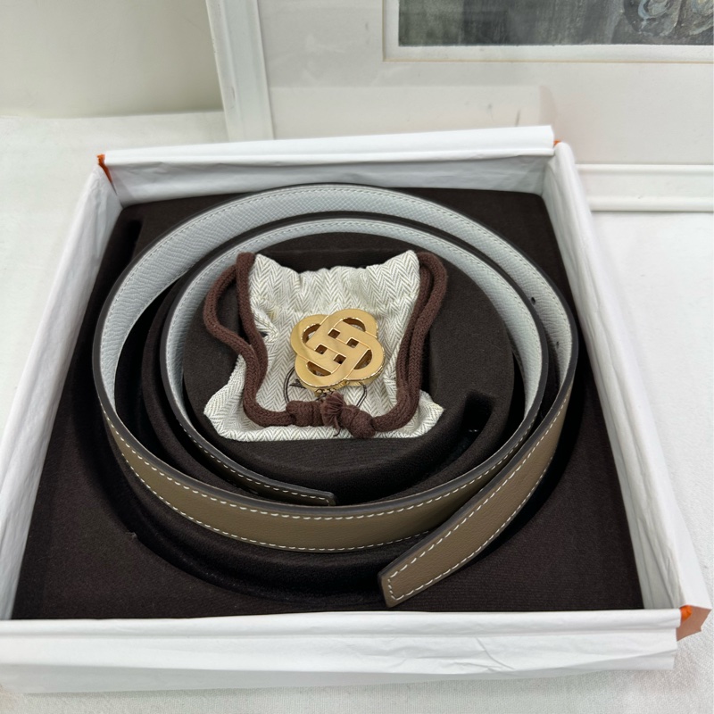 Hermes 愛馬仕皮帶 雙面 大象灰拼奶昔白 A刻 長76cm、寬2.4cm-0