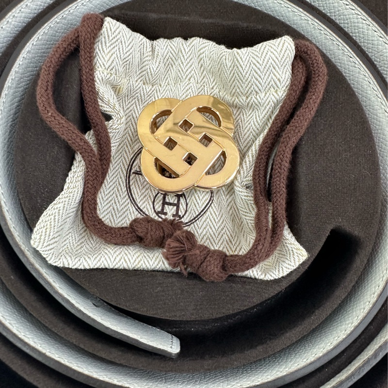 Hermes 愛馬仕皮帶 雙面 大象灰拼奶昔白 A刻 長76cm、寬2.4cm-1