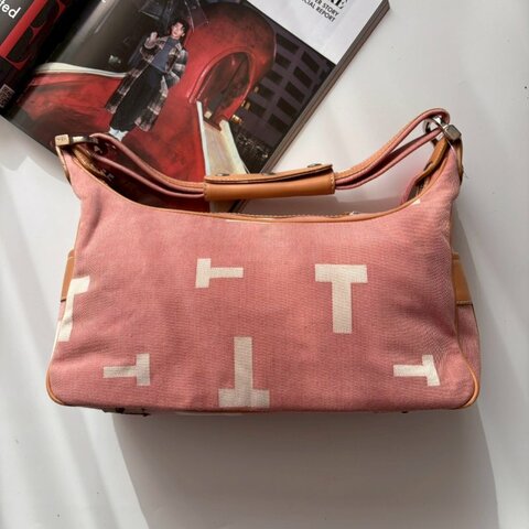✨出清優惠 🎉喜歡粉色 Tods 粉色T logo單肩包