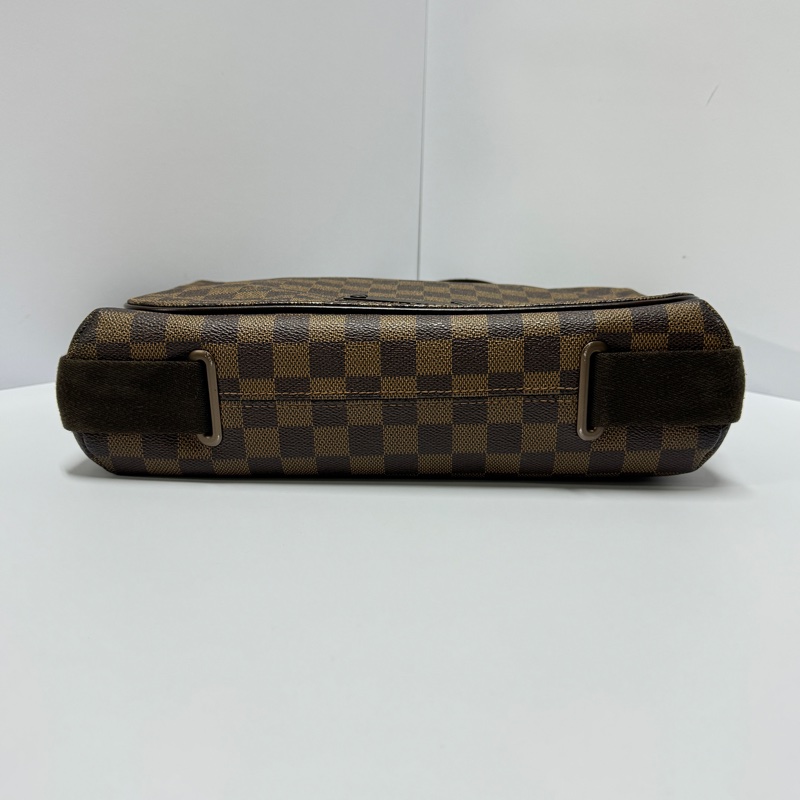 【超級新🆕】 LV Brooklyn 經典棋盤格 男女通用 斜背包（專櫃10.3萬）-6