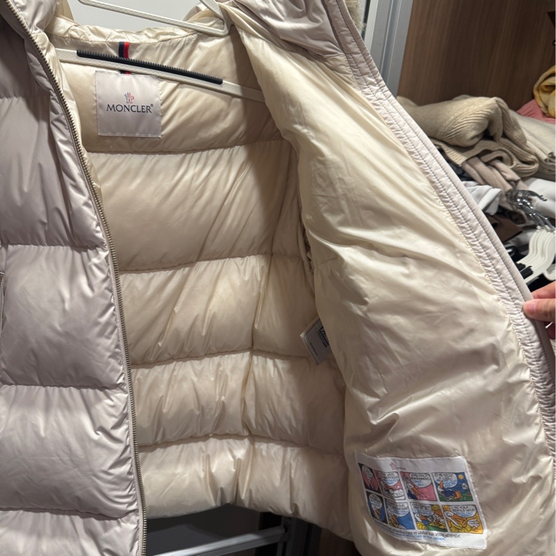 月光白羊毛領厚款Moncler 外套-3