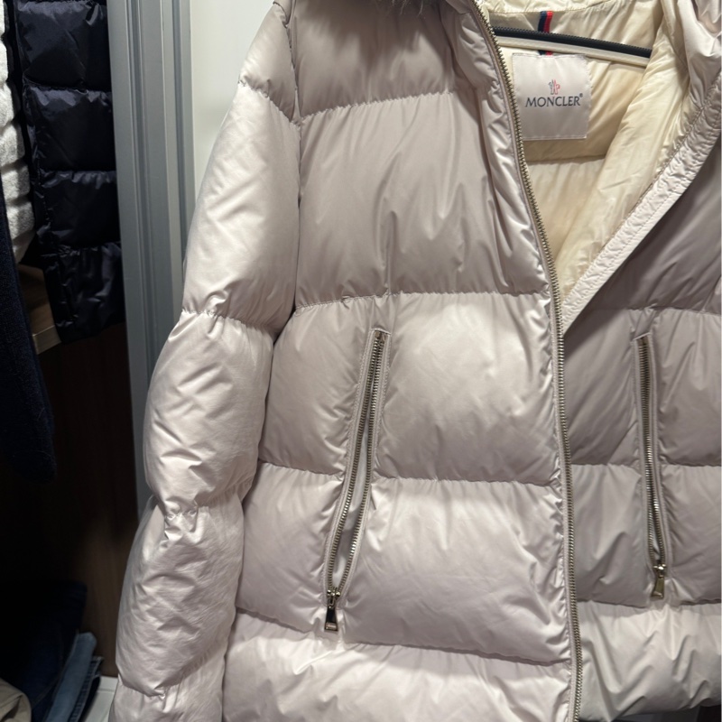 月光白羊毛領厚款Moncler 外套-5