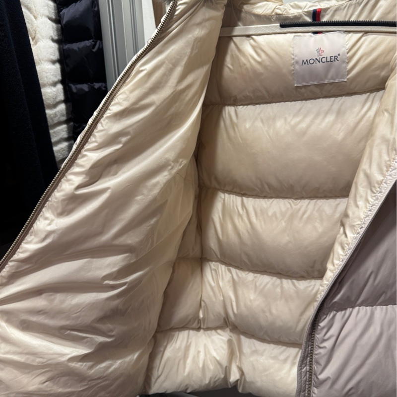 月光白羊毛領厚款Moncler 外套-7