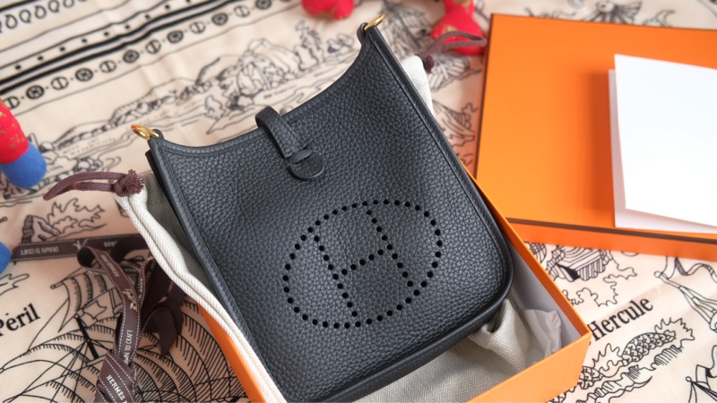 全配 Hermes mini evelyne 黑金-3