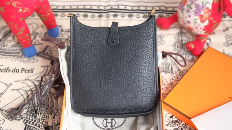 全配 Hermes mini evelyne 黑金-7
