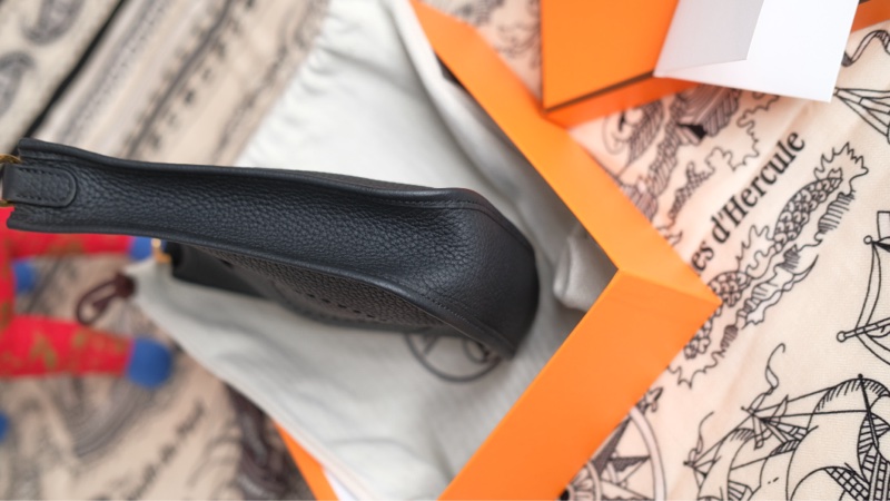 全配 Hermes mini evelyne 黑金-10
