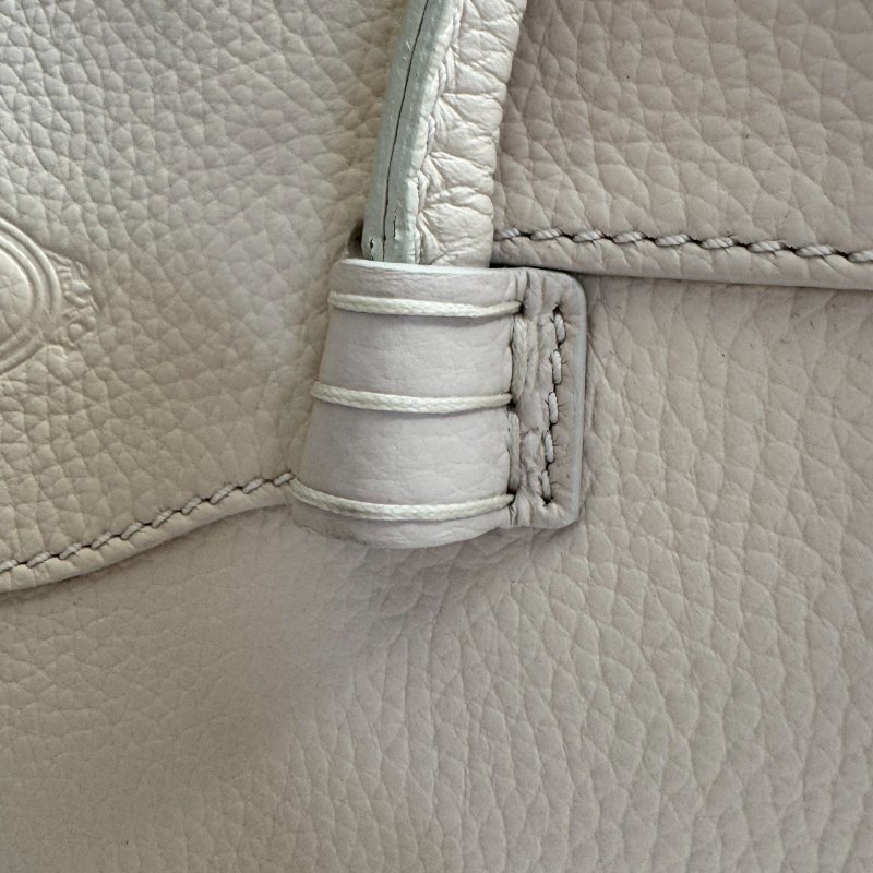 ‼️皮革超軟✨全往最低價 Tods 米白皮革肩背包(後有實背照)-12