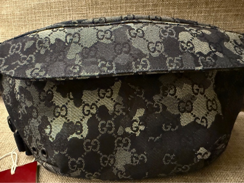 👖 Gucci GG Supreme Denim 腰包 /胸包/ 斜背包-1
