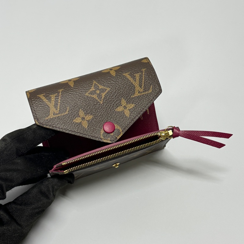 【全新閒置品🎁】 LV Victorine “晶片款” 經典老花 短夾（專櫃24800）-8