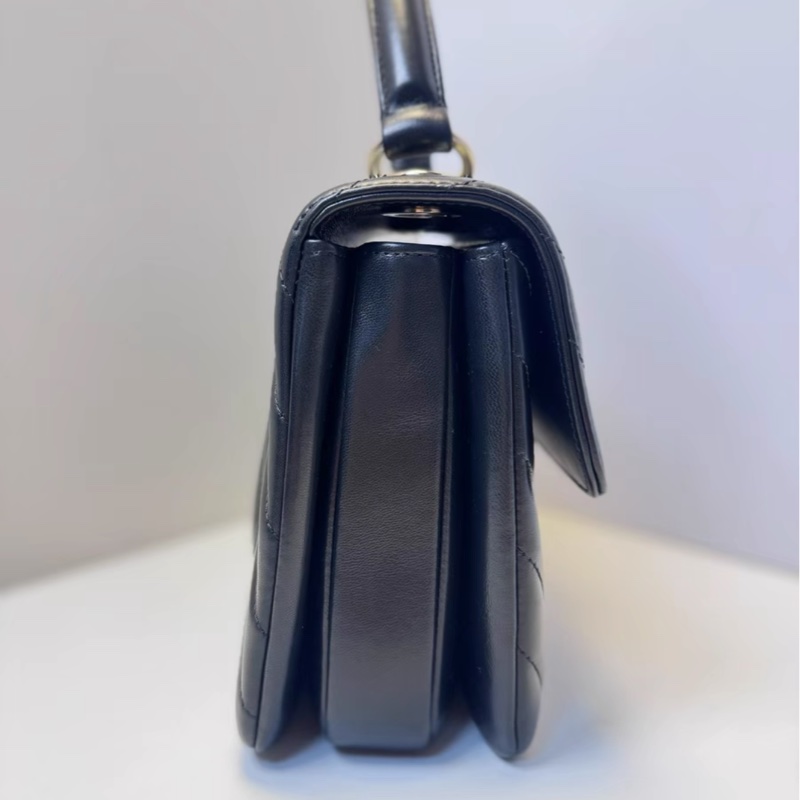 【全網最低價】 Chanel Trandy CC 羊皮V紋 手提肩背包 98新-2