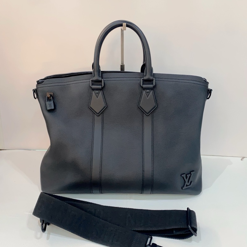 LV/路易威登黑色全皮男士lock it toto手提公文包單肩斜挎包，無附件-0
