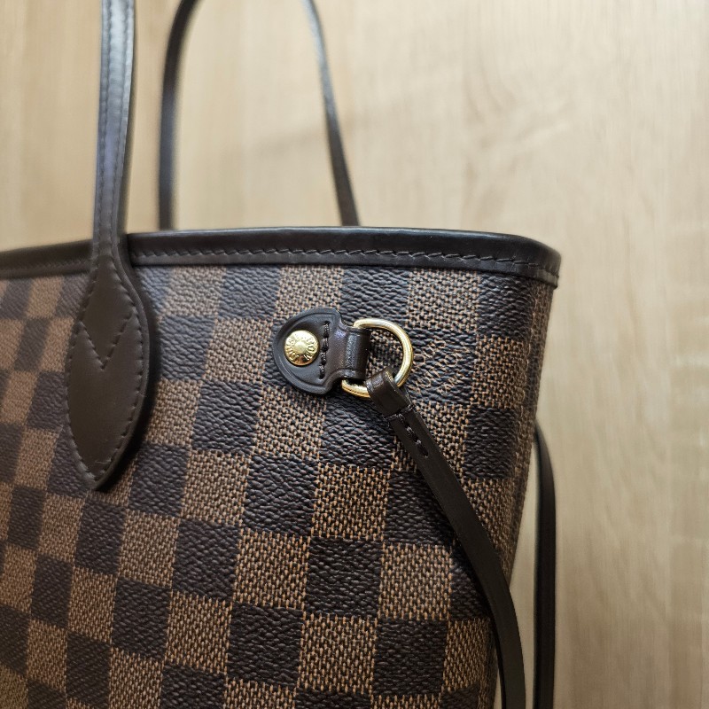 [輕巧適合每天使用尺寸☺️] LV棋盤格金釦NeverFull PM手提肩背包-3