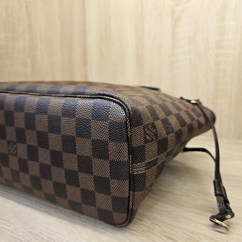 [輕巧適合每天使用尺寸☺️] LV棋盤格金釦NeverFull PM手提肩背包-5
