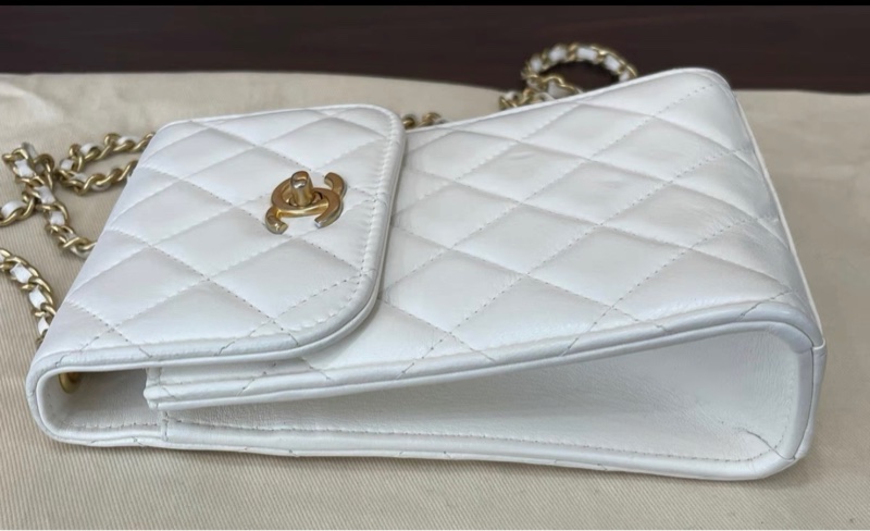Chanel cell phone shoulder bag-1