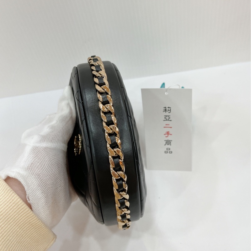莉亞精品♡Chanel AP3095 呼拉圈月牙包 二手-7