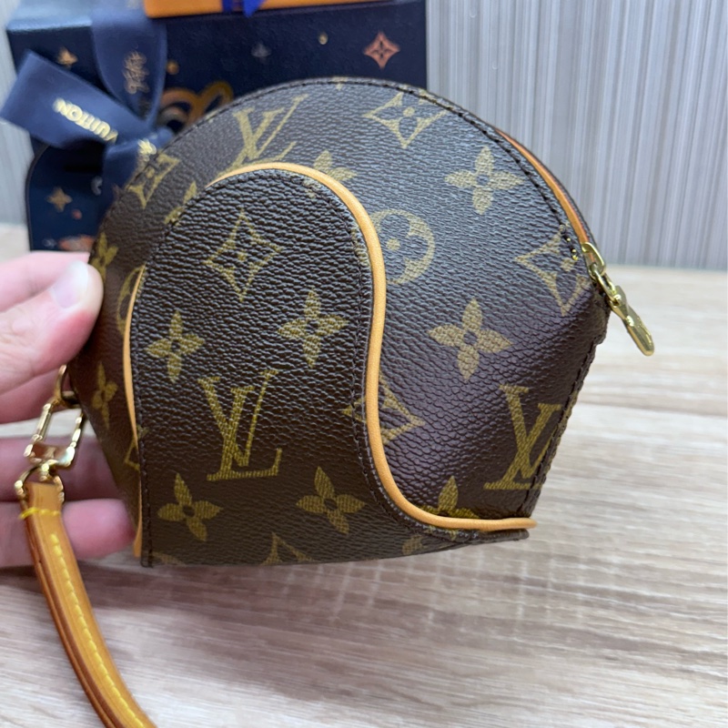 LV M51129 ELLIPSE 老花貝殼拉鍊手拿包化妝包晚宴包-5